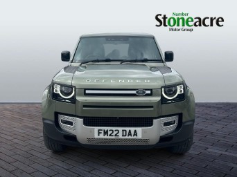 Land Rover Defender 110 3.0 D250 MHEV SE Auto 4WD Euro 6 (s/s) 5dr FM22DAA Image 2