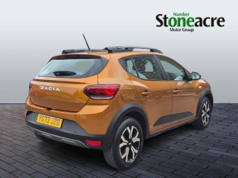 Dacia Sandero Stepway 1.0 TCe Journey 5dr YG73JZO Image 3