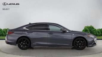 Lexus ES 300h 2.5 F-Sport 4dr CVT CE22NWM Image 2