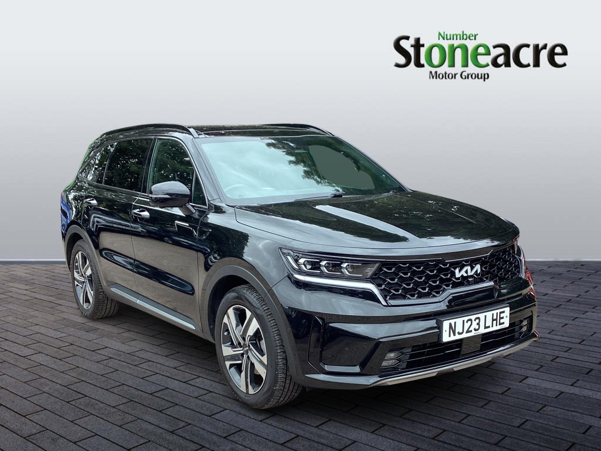 Kia Sorento Image 1