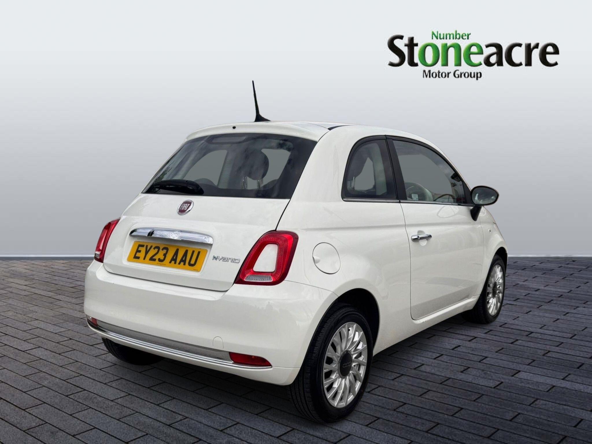 Fiat 500 Hybrid Image 3