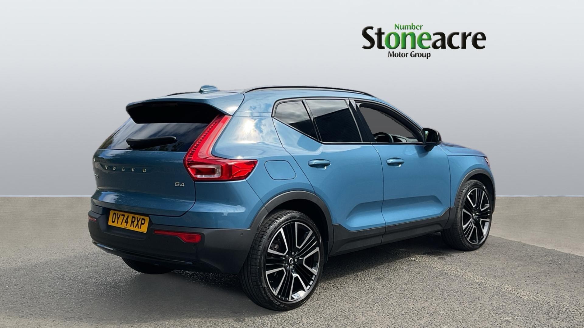 Volvo XC40 Image 2