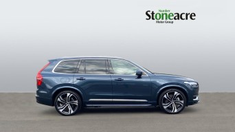 Volvo XC90 2.0h T8 18.8kWh Ultra Bright Auto 4WD Euro 6 (s/s) 5dr OV74SYP Image 3
