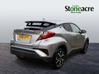 Toyota C-HR 1.2 VVT-i Design Euro 6 (s/s) 5dr YS19CFY Image 3