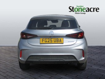 MG 3 1.5 SE Euro 6 (s/s) 5dr FG25UBA Image 3
