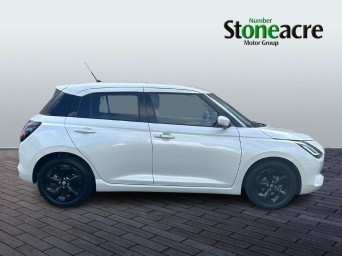Suzuki Swift 1.2 MHEV Ultra Euro 6 (s/s) 5dr DX25LVU Image 2