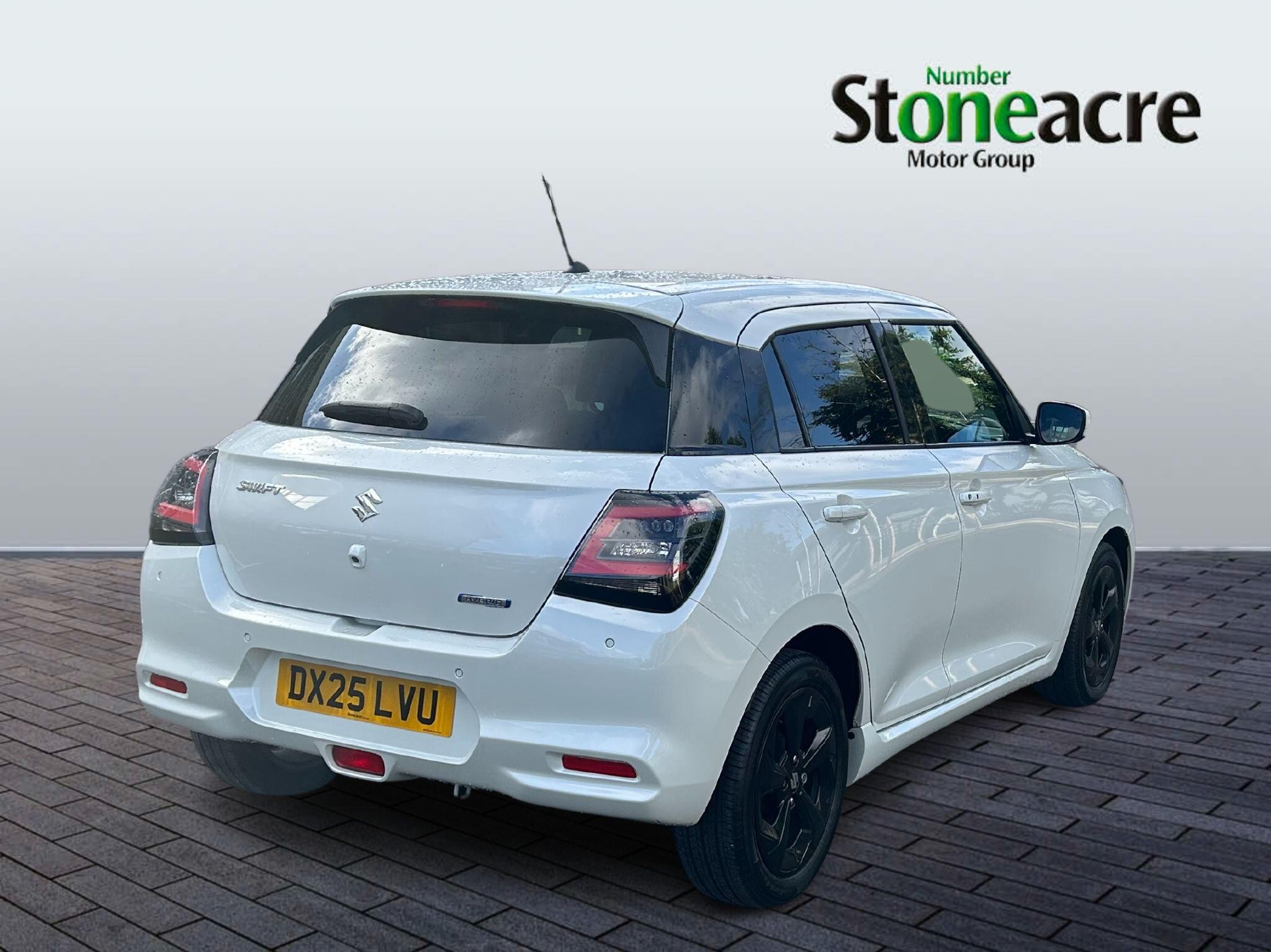 Suzuki Swift Image 3