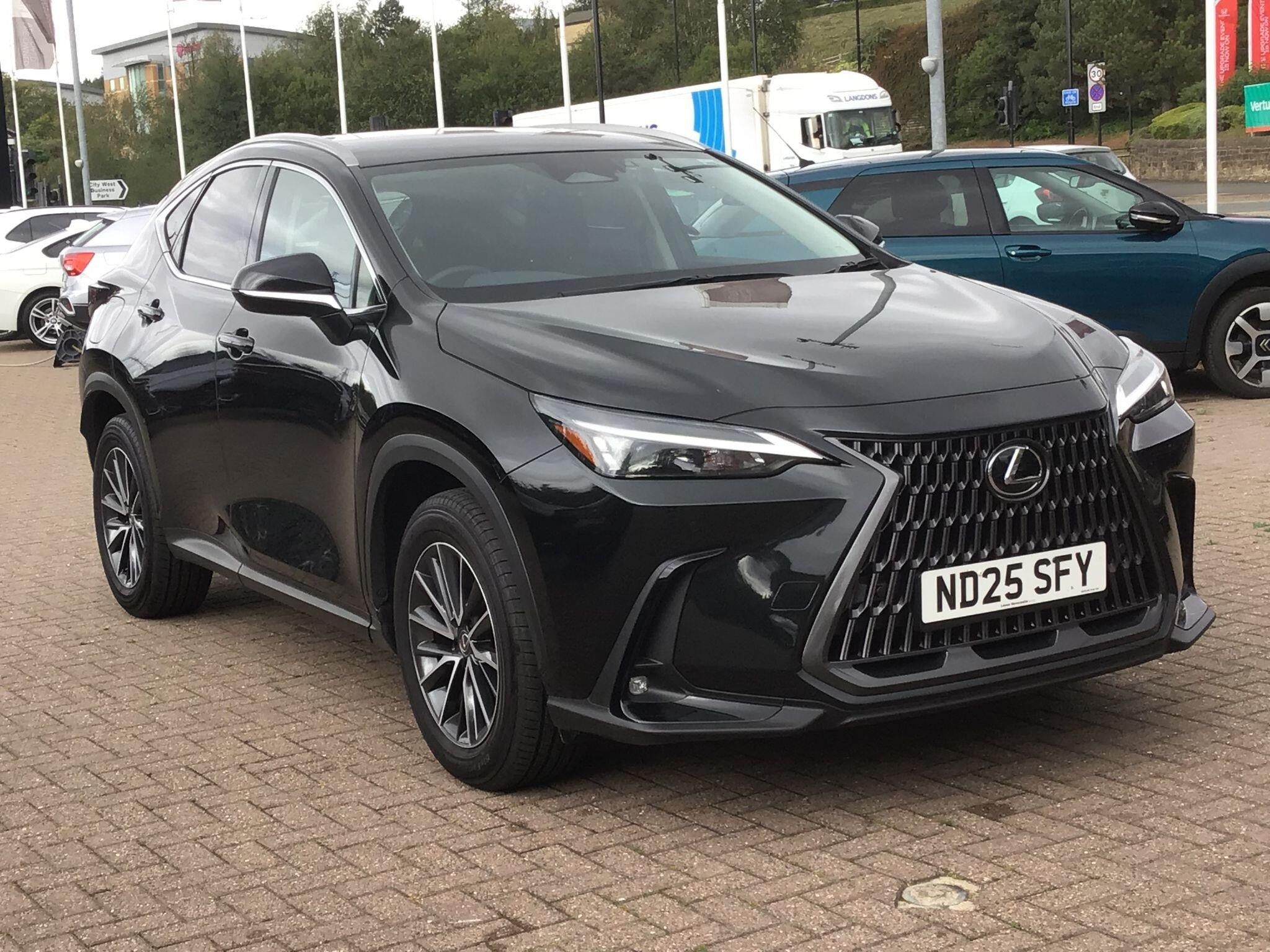 Lexus NX Image 1