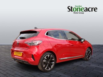 Renault Clio 1.6 E-TECH techno Auto Euro 6 (s/s) 5dr YO25RFE Image 2