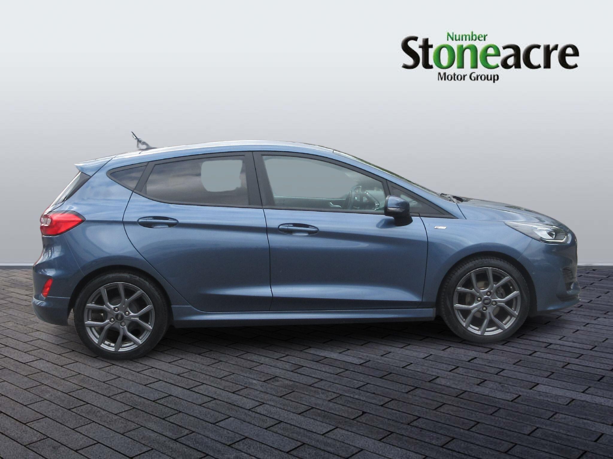 Ford Fiesta Image 2