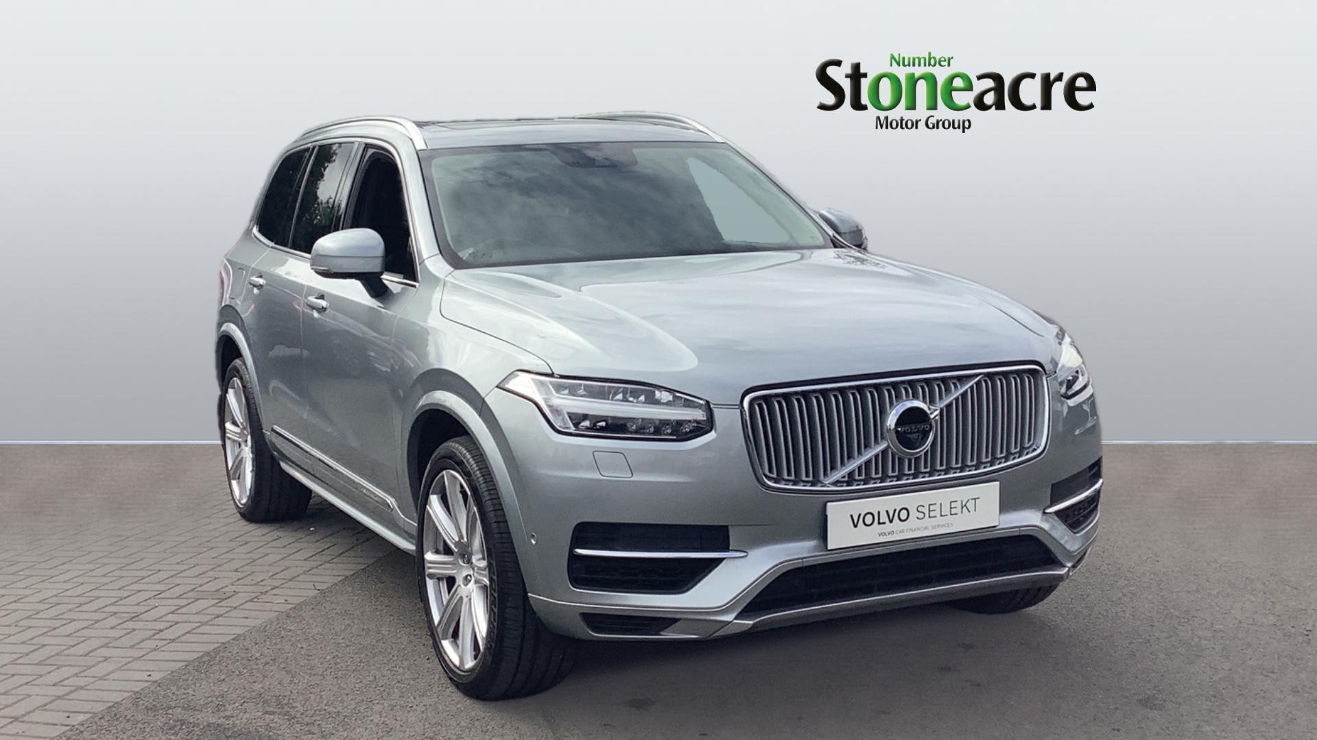 Volvo XC90 Image 1