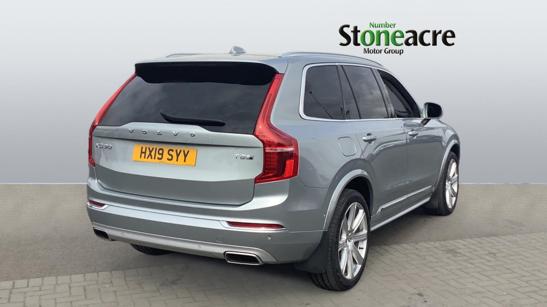 Volvo XC90 Image 2