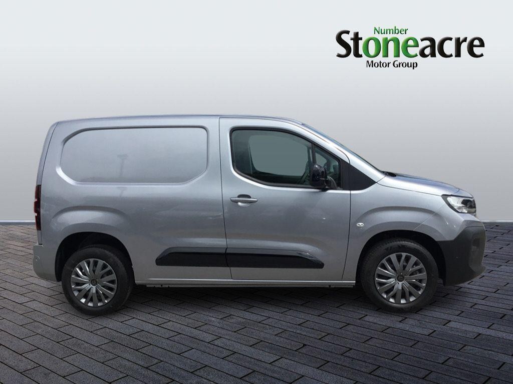 Peugeot Partner Image 2