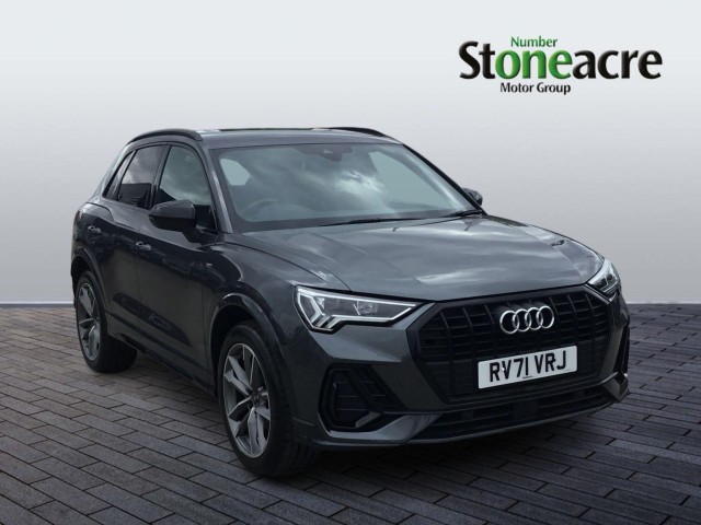 Audi Q3 1.5 TFSI CoD 35 Black Edition S Tronic Euro 6 (s/s) 5dr RV71VRJ Image 1