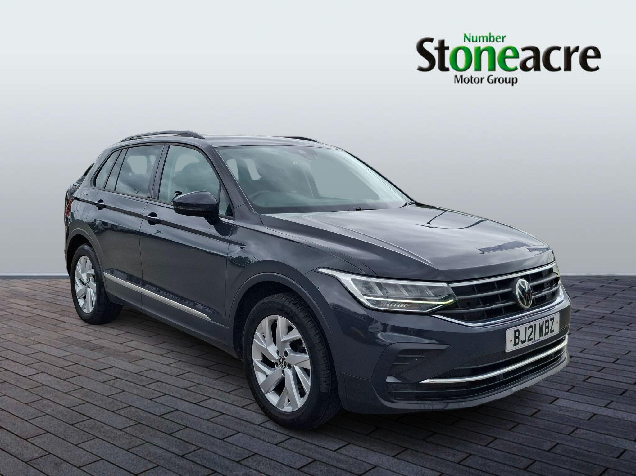 Volkswagen Tiguan Image 1