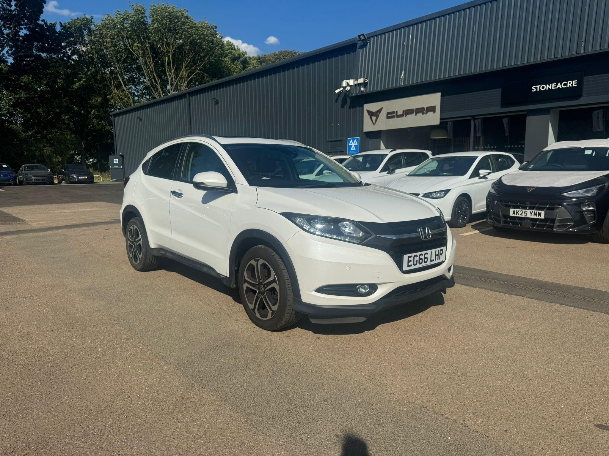 Honda HR-V Image 1
