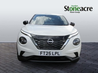 Nissan Juke Hybrid 1.6 N-Connecta Auto Euro 6 5dr FT25LPL Image 2