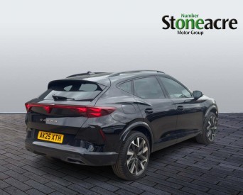 CUPRA Formentor 1.5 eTSI EVO V2 DSG Euro 6 (s/s) 5dr AK25XTH Image 3
