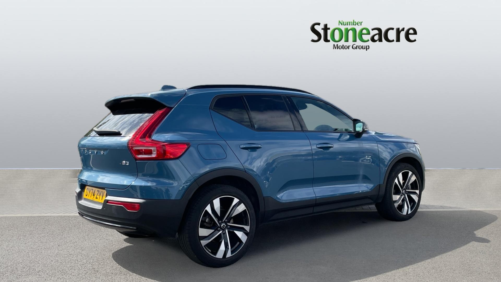 Volvo XC40 Image 2