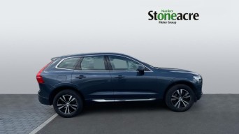 Volvo XC60 Core Bright T6 AWD (350 hp) Auto YR73OPW Image 3
