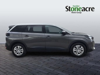 Peugeot 5008 1.5 BlueHDi Allure Premium + EAT Euro 6 (s/s) 5dr YS23GHA Image 2