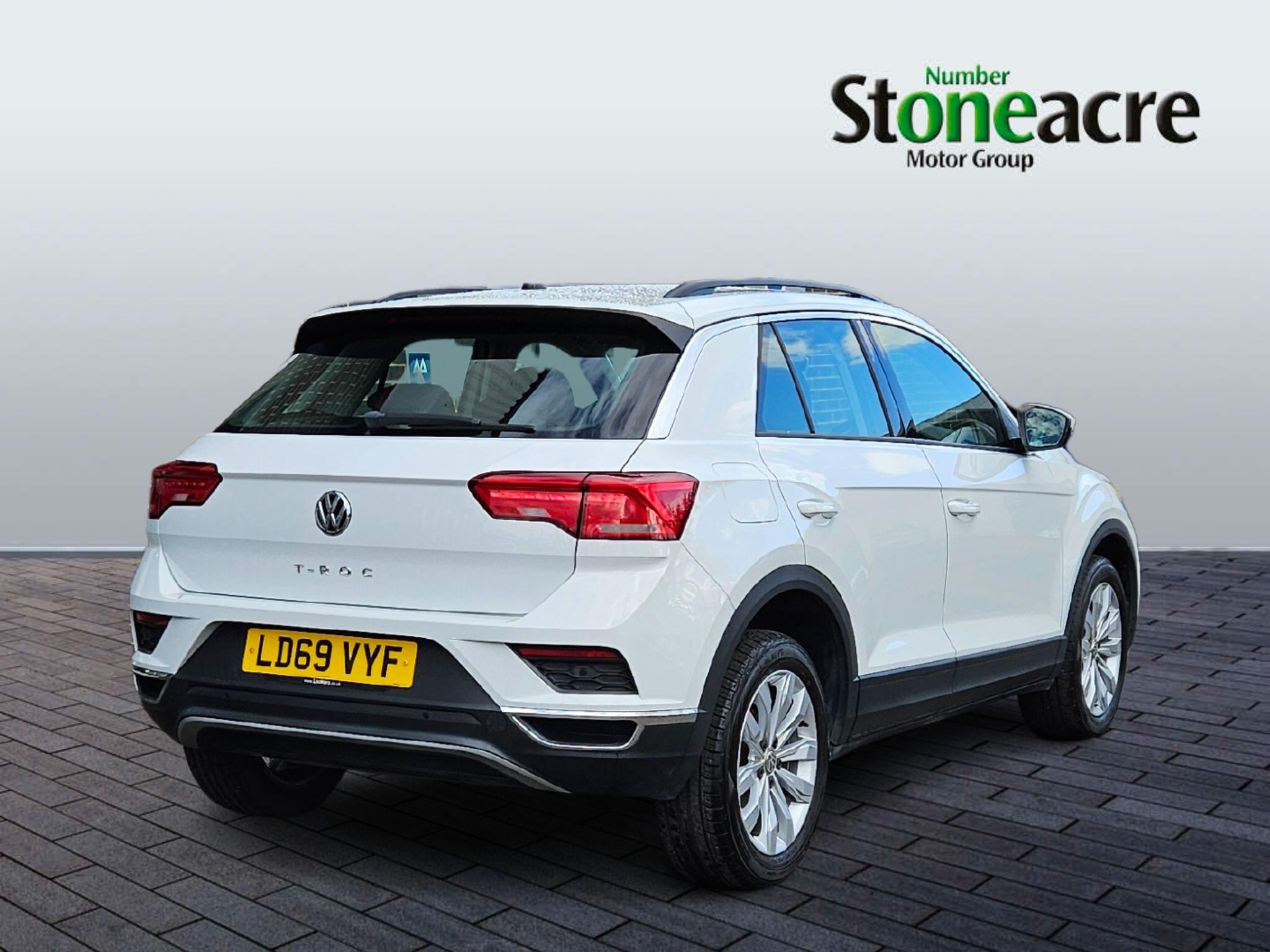 Volkswagen T-Roc Image 3