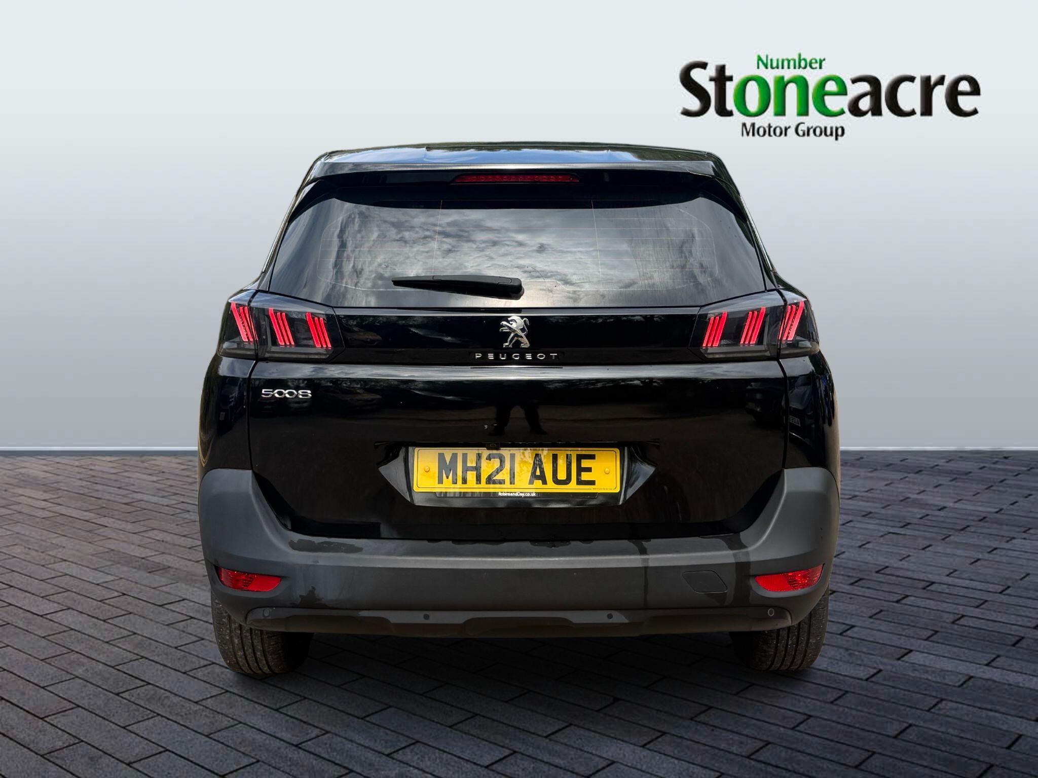 Peugeot 5008 Image 3