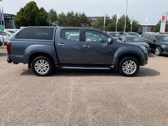 Isuzu D-Max 1.9 TD Yukon 4WD Euro 6 4dr FX19UNV Image 2