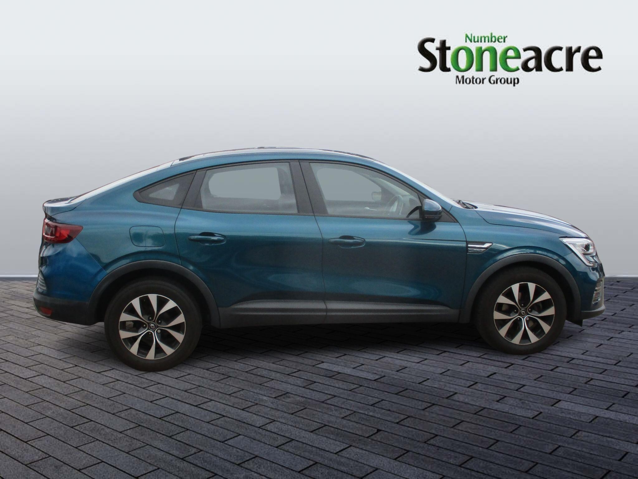 Renault Arkana Image 2