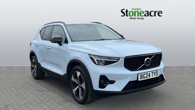 Volvo XC40 2.0 B4P Plus Dark 5dr Auto BG24TYD Image 1