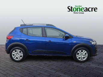 Dacia Sandero Stepway Stepway Expression TCe 100 Bi-Fuel MY23 HT73CTX Image 2