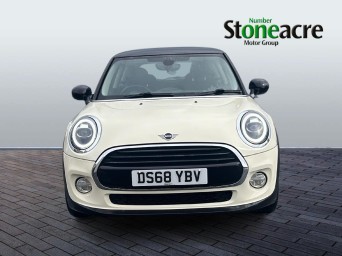 MINI Hatch 1.5 Cooper Euro 6 (s/s) 3dr DS68YBV Image 2