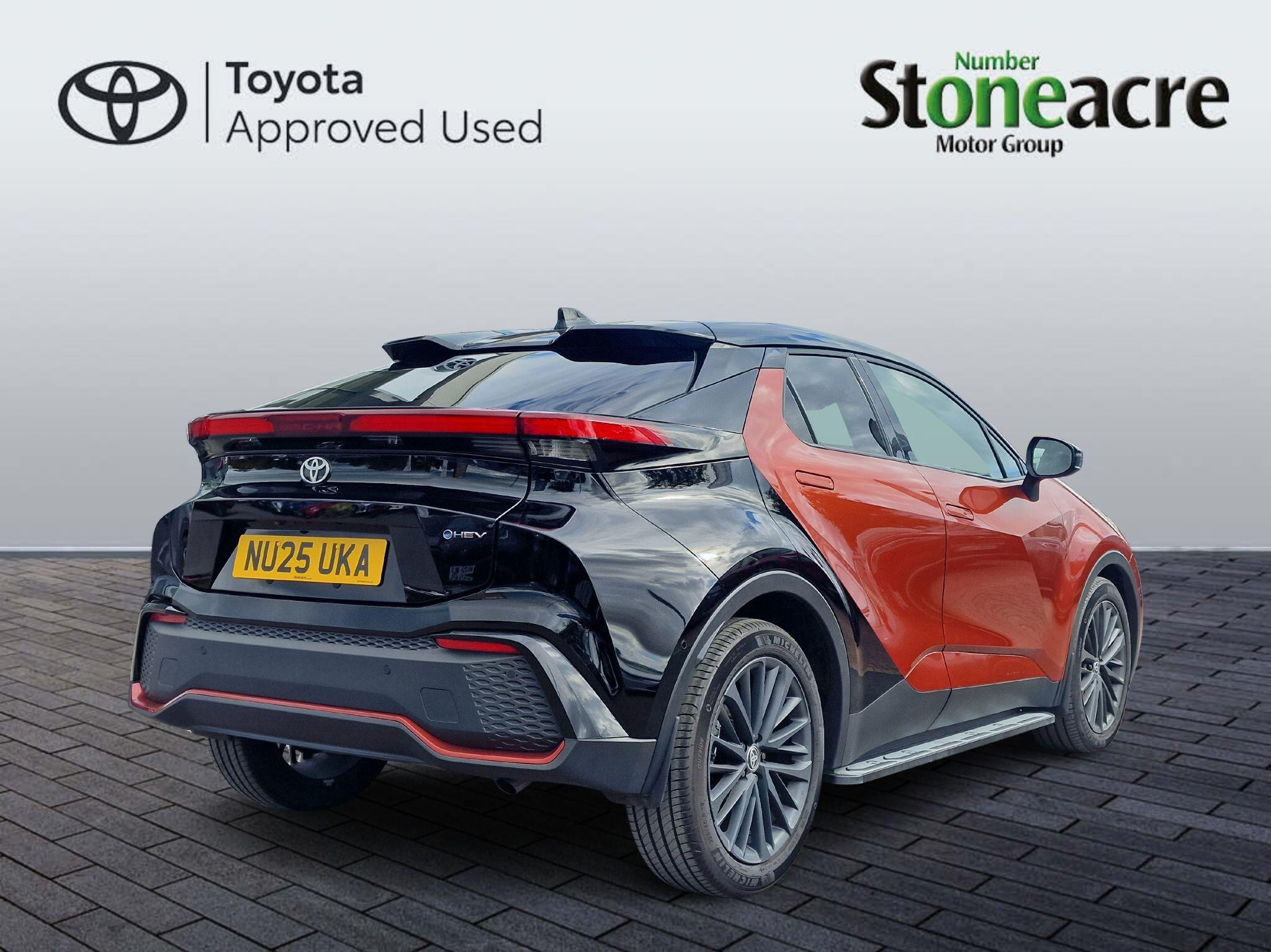 Toyota C-HR Self-Charging Hybrid Image 2