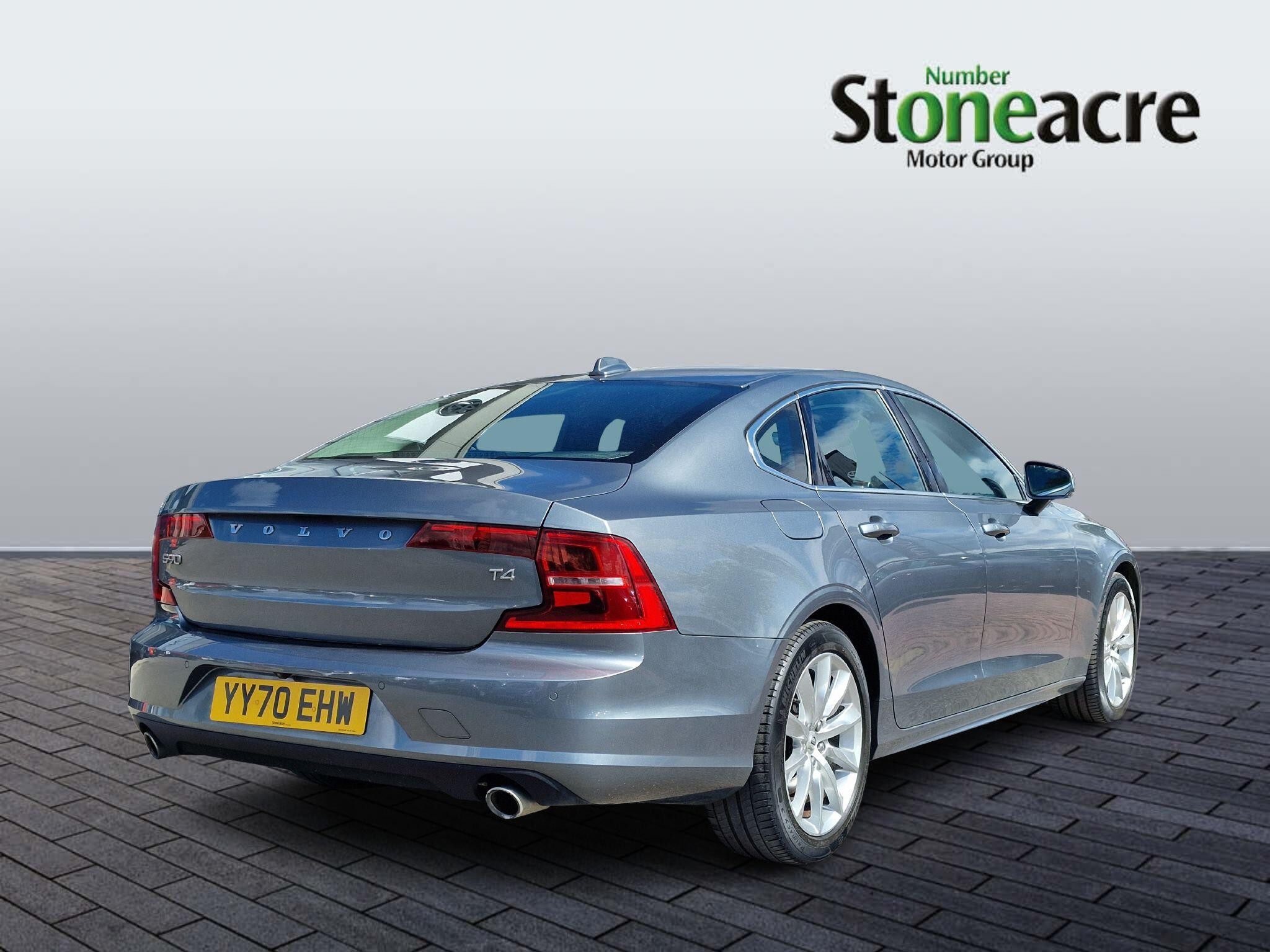 Volvo S90 Image 2
