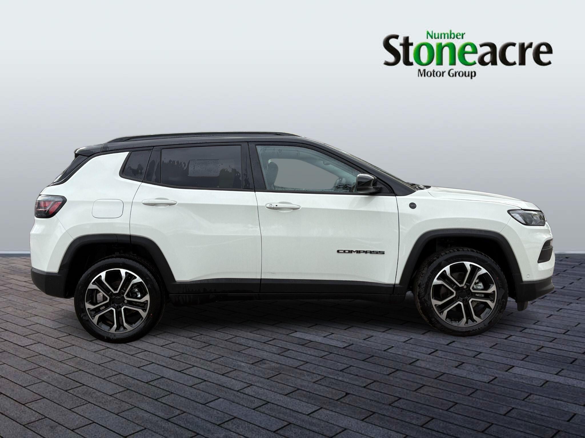 Jeep Compass Image 2