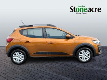 Dacia Sandero Stepway Stepway Expression TCe 90 MY23 HT73CUA Image 2