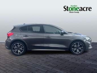 Ford Focus 1.0T EcoBoost Active X Edition Hatchback 5dr Petrol Manual Euro 6 (s/s) (125 ps) MX71UEF Image 2
