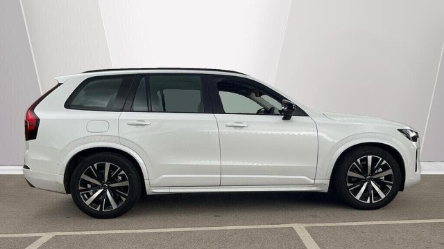Volvo XC90 2.0 B5 MHEV Plus Auto 4WD Euro 6 (s/s) 5dr NU75BPX Image 1