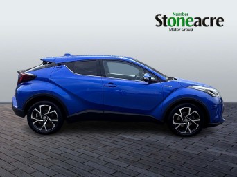 Toyota C-HR 1.8 Hybrid Design 5dr CVT RGZ7394 Image 2