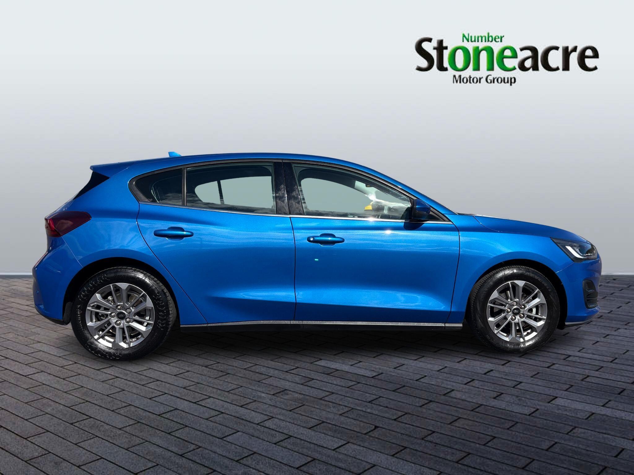 Ford Focus Image 2