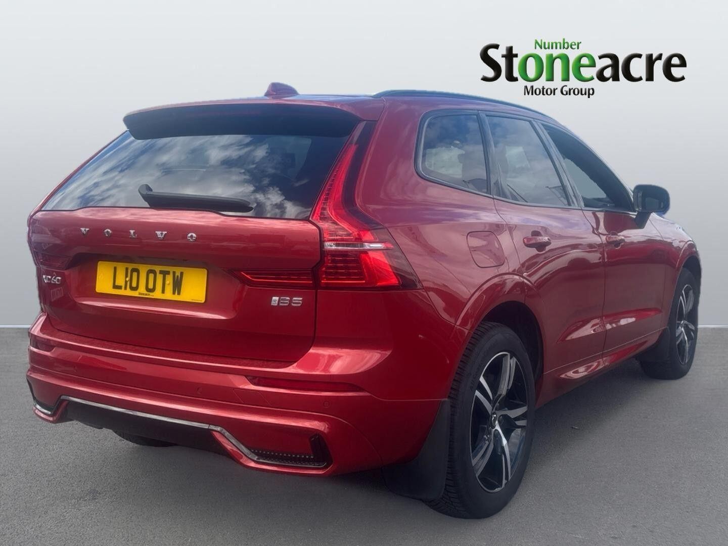 Volvo XC60 Image 2