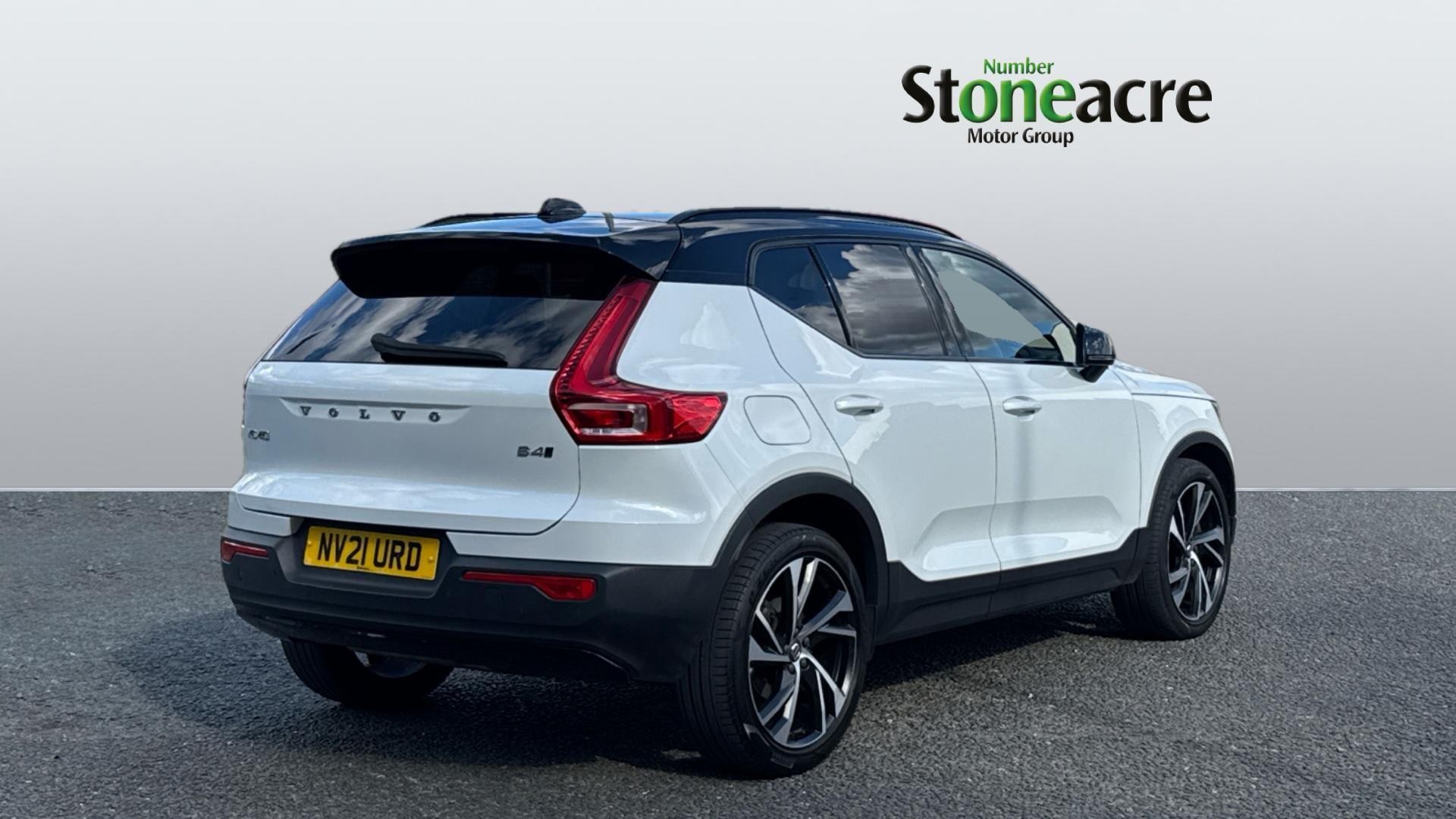 Volvo XC40 Image 2