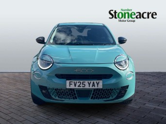 Fiat 600 1.2 MHEV e-DCT Euro 6 (s/s) 5dr FV25YAY Image 2