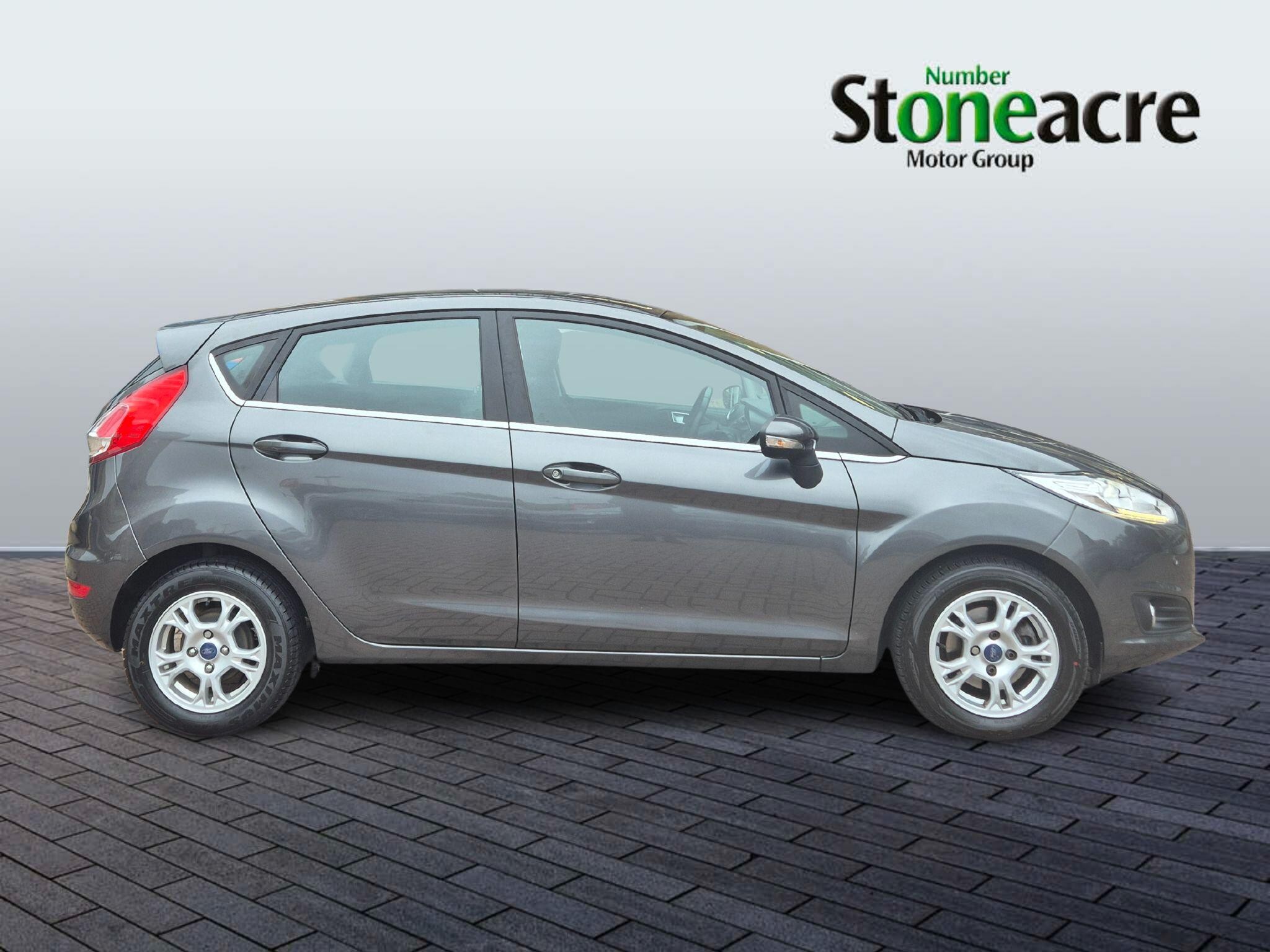 Ford Fiesta Image 2