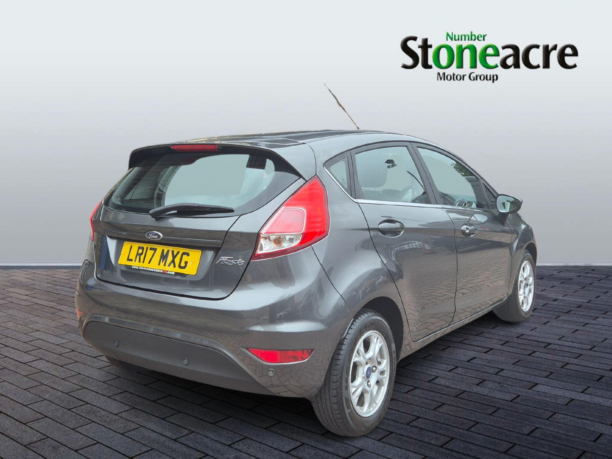 Ford Fiesta Image 3