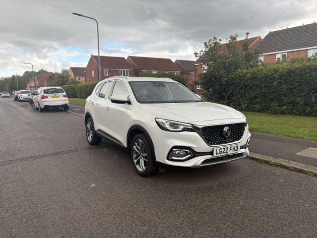 MG HS 1.5 T-GDI Exclusive 5dr LG22FHD Image 1