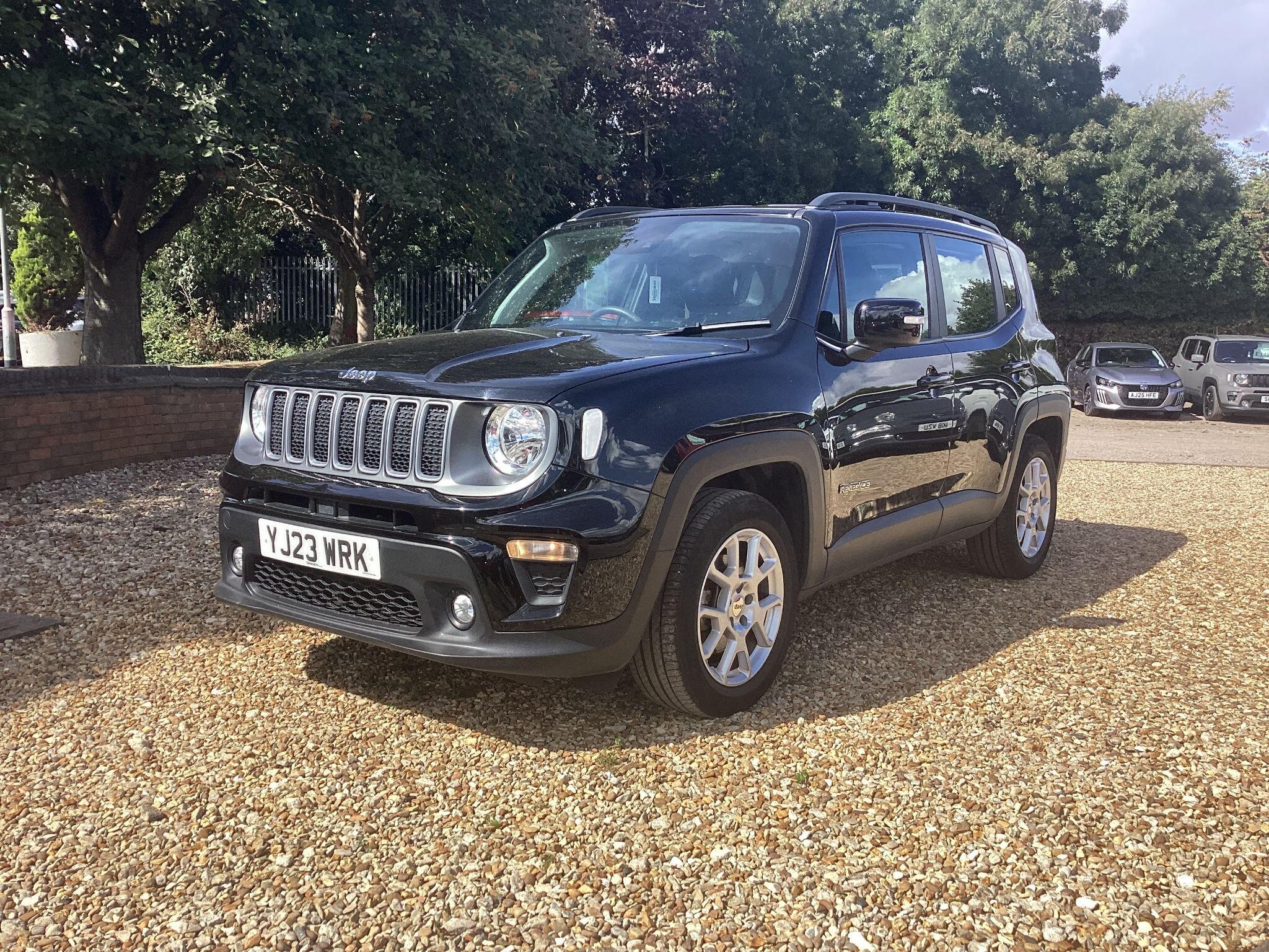 Jeep Renegade Image 2