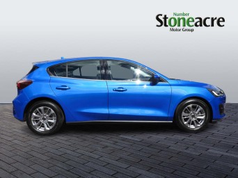 Ford Focus 1.0 EcoBoost Titanium 5dr DP23XXL Image 2