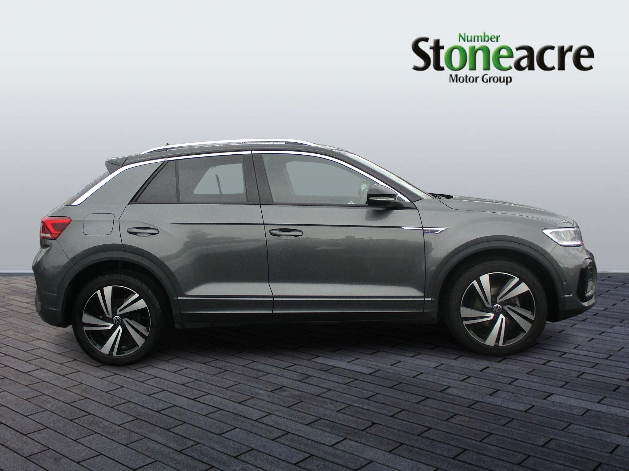 Volkswagen T-Roc Image 2