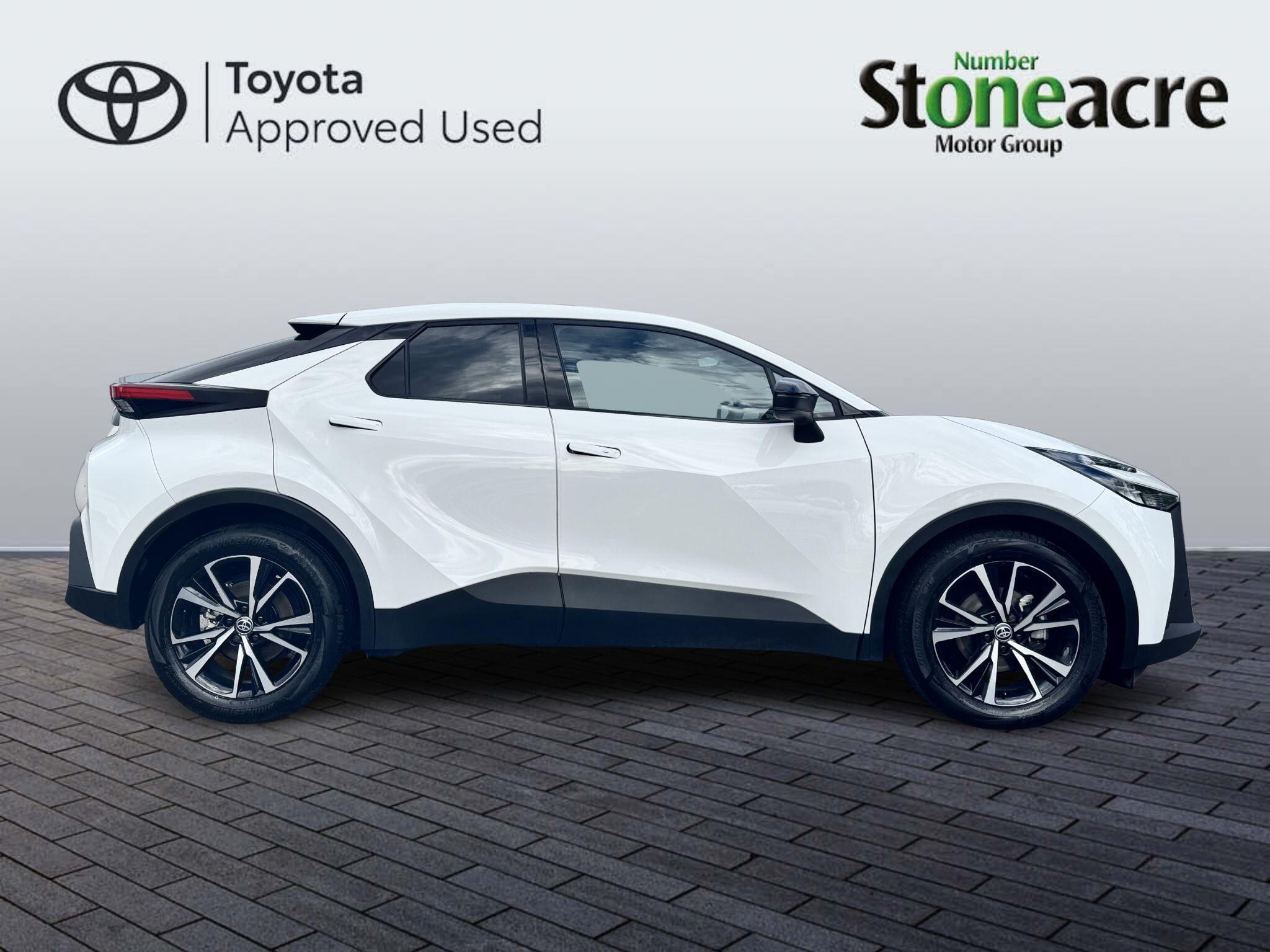 Toyota C-HR Self-Charging Hybrid Image 2